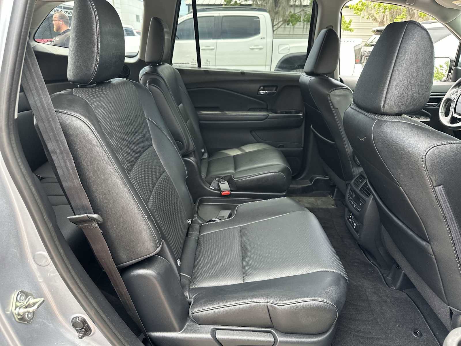 Used 2018 Honda Pilot Elite image 18