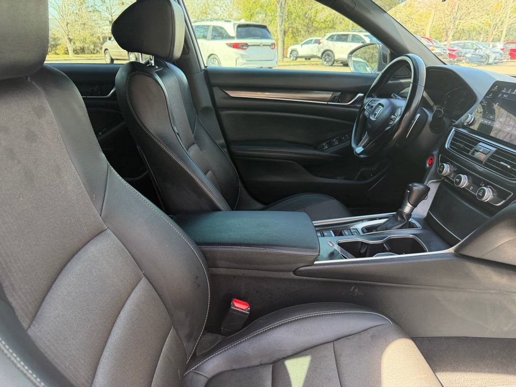 Used 2022 Honda Accord Sport image 8