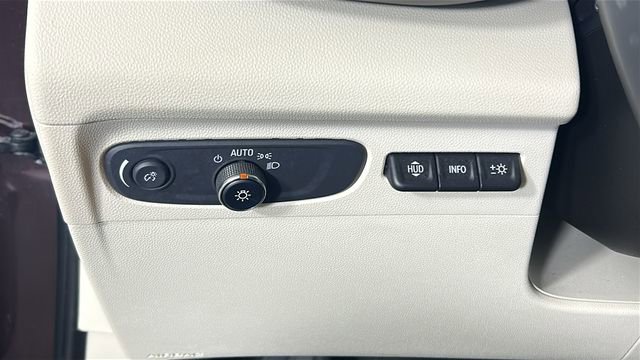 Used 2023 Buick Envision Avenir AWD/4WD image 20