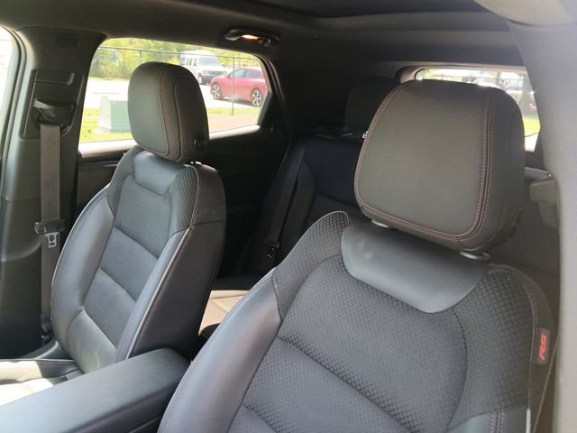 Used 2022 Chevrolet TrailBlazer RS w/ Sun and Liftgate Package AWD/4WD image 38