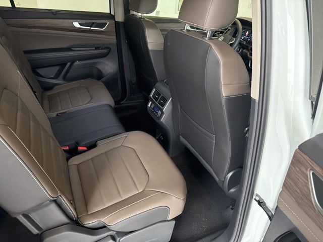 New 2025 Volkswagen Atlas SEL image 13