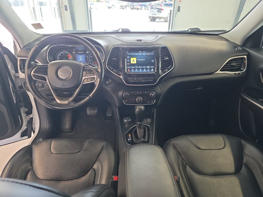 Used 2019 Jeep Cherokee Limited AWD/4WD image 9