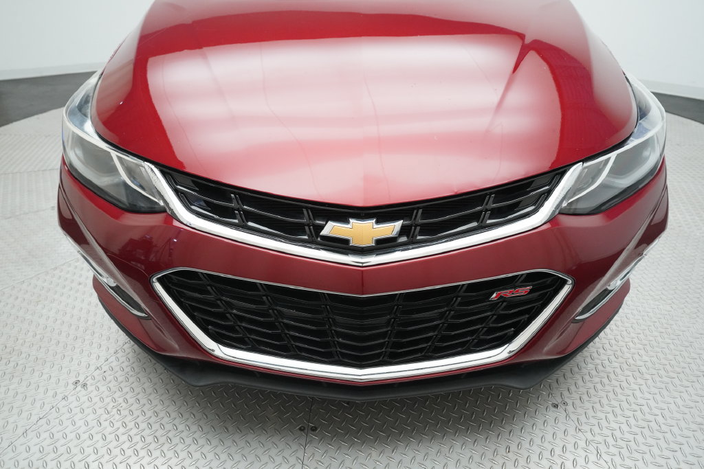 Used 2017 Chevrolet Cruze Premier FWD image 21