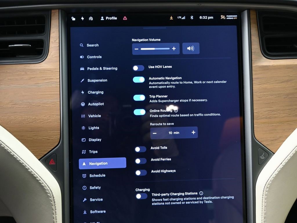 Used 2021 Tesla Model X Long Range image 31