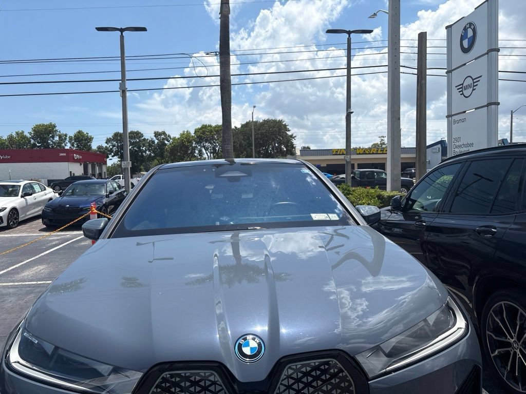 Certified 2024 BMW iX xDrive50 w/ Sport Package AWD/4WD image 8