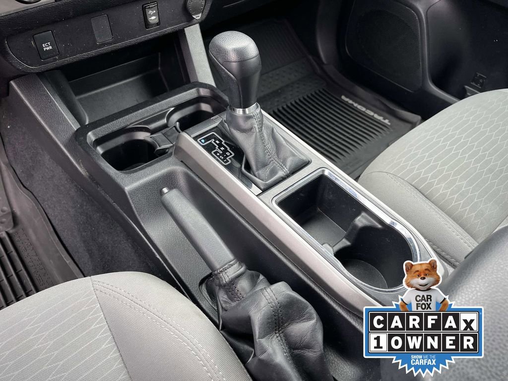 Used 2017 Toyota Tacoma SR5 w/ Tow Package image 29