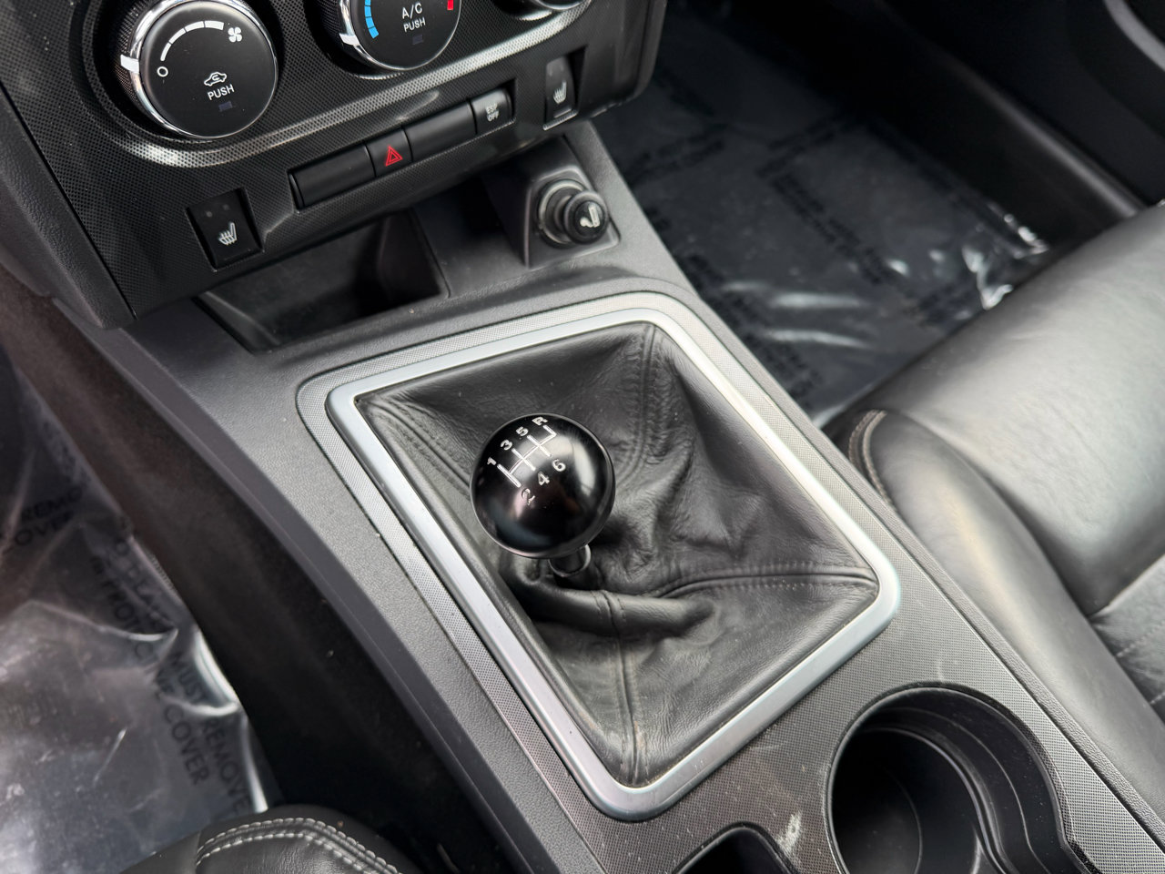 Used 2010 Dodge Challenger R/T image 14