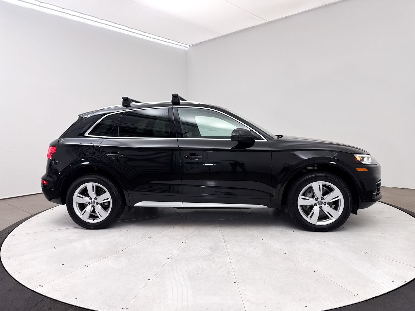 Used 2018 Audi Q5 2.0T Premium Plus w/ Premium Plus Package AWD/4WD image 39