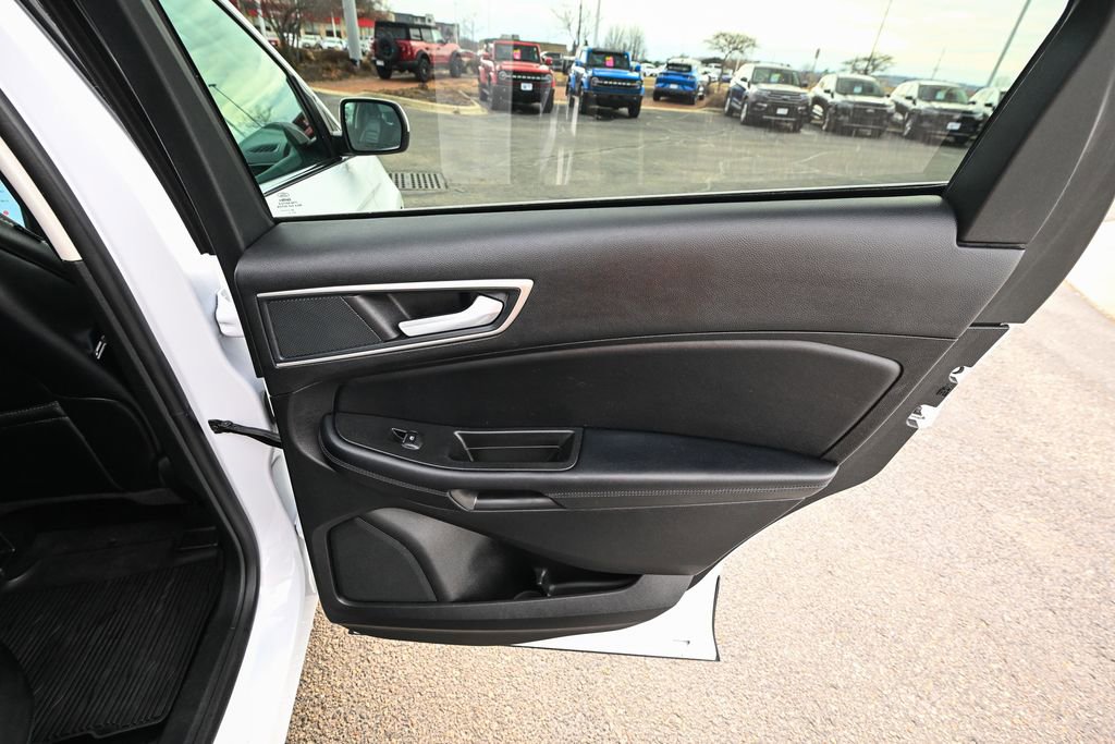 Used 2024 Ford Edge SEL w/ Convenience Package AWD/4WD image 30