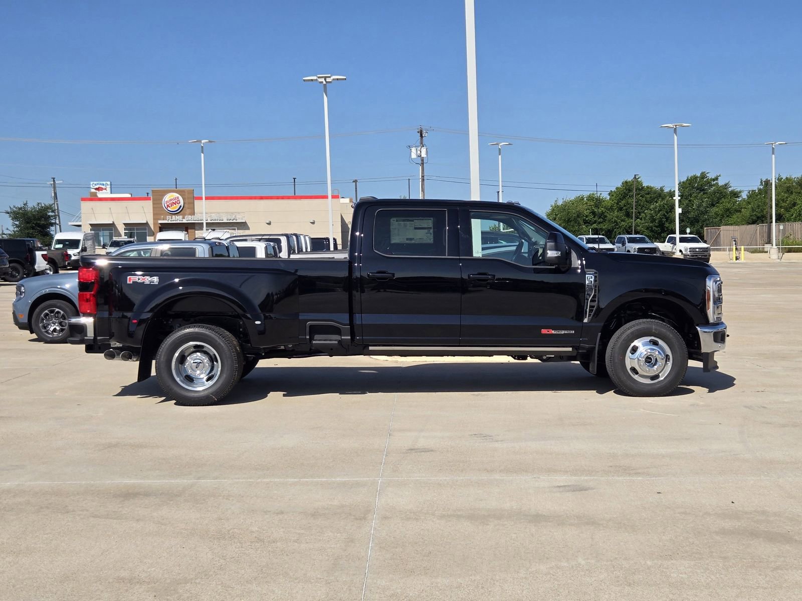 New 2026 Ford F350 Lariat w/ Lariat Ultimate Package AWD/4WD image 7