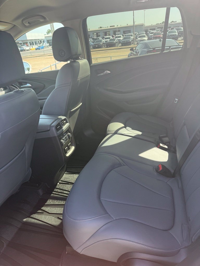 Used 2019 Buick Envision Essence FWD image 23