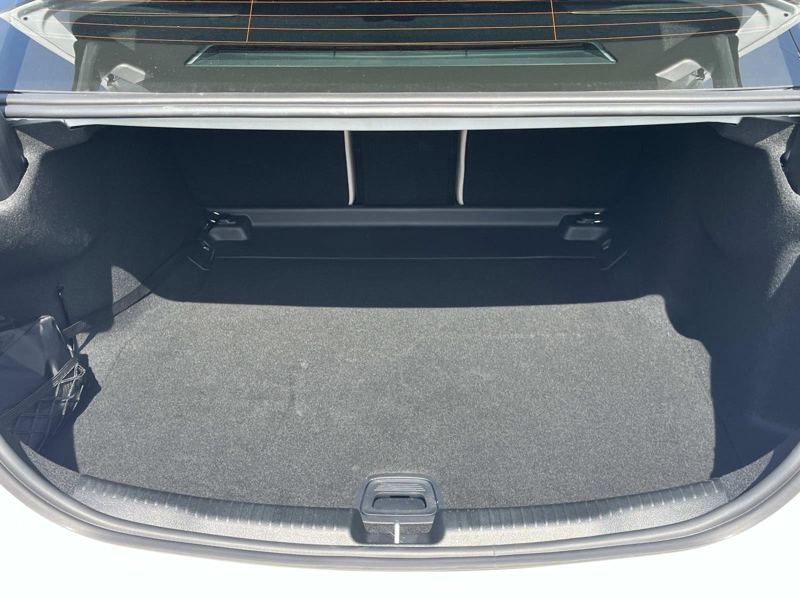 Certified 2025 Mercedes-Benz C 300 Sedan image 10