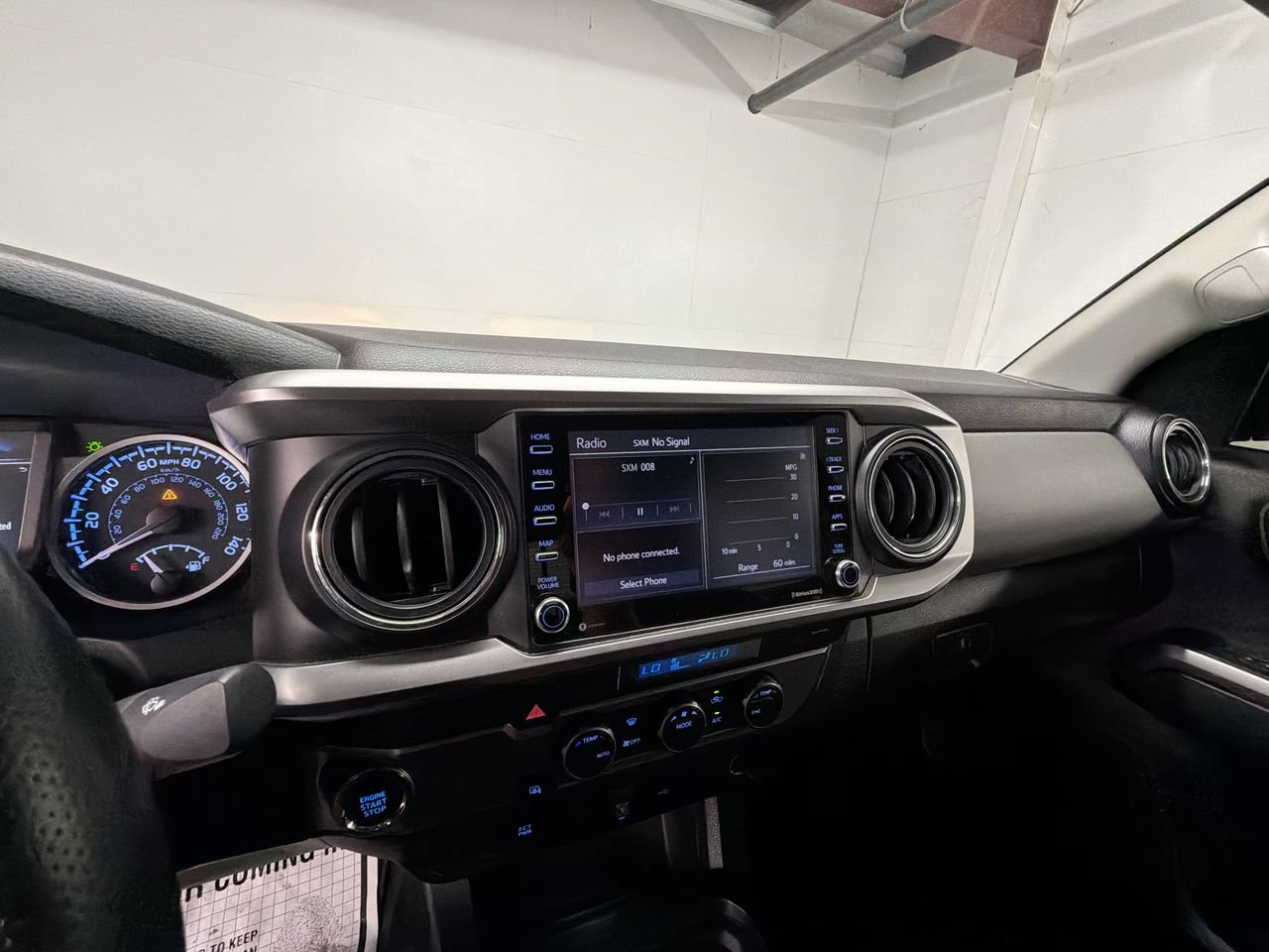 Used 2023 Toyota Tacoma SR5 RWD image 17