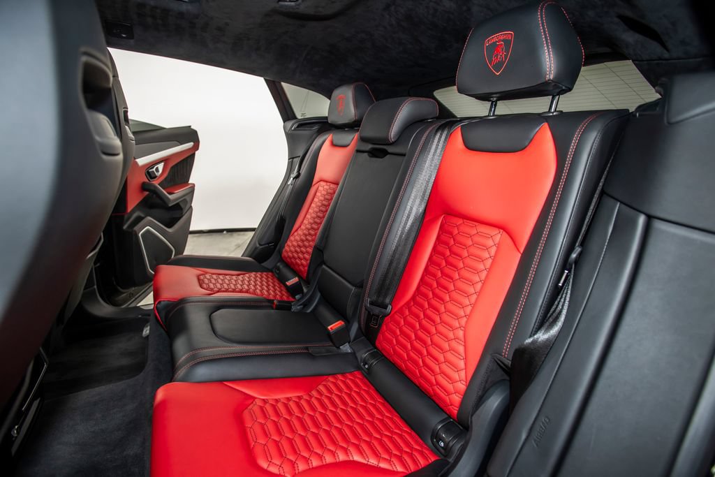 Used 2021 Lamborghini Urus AWD/4WD image 10