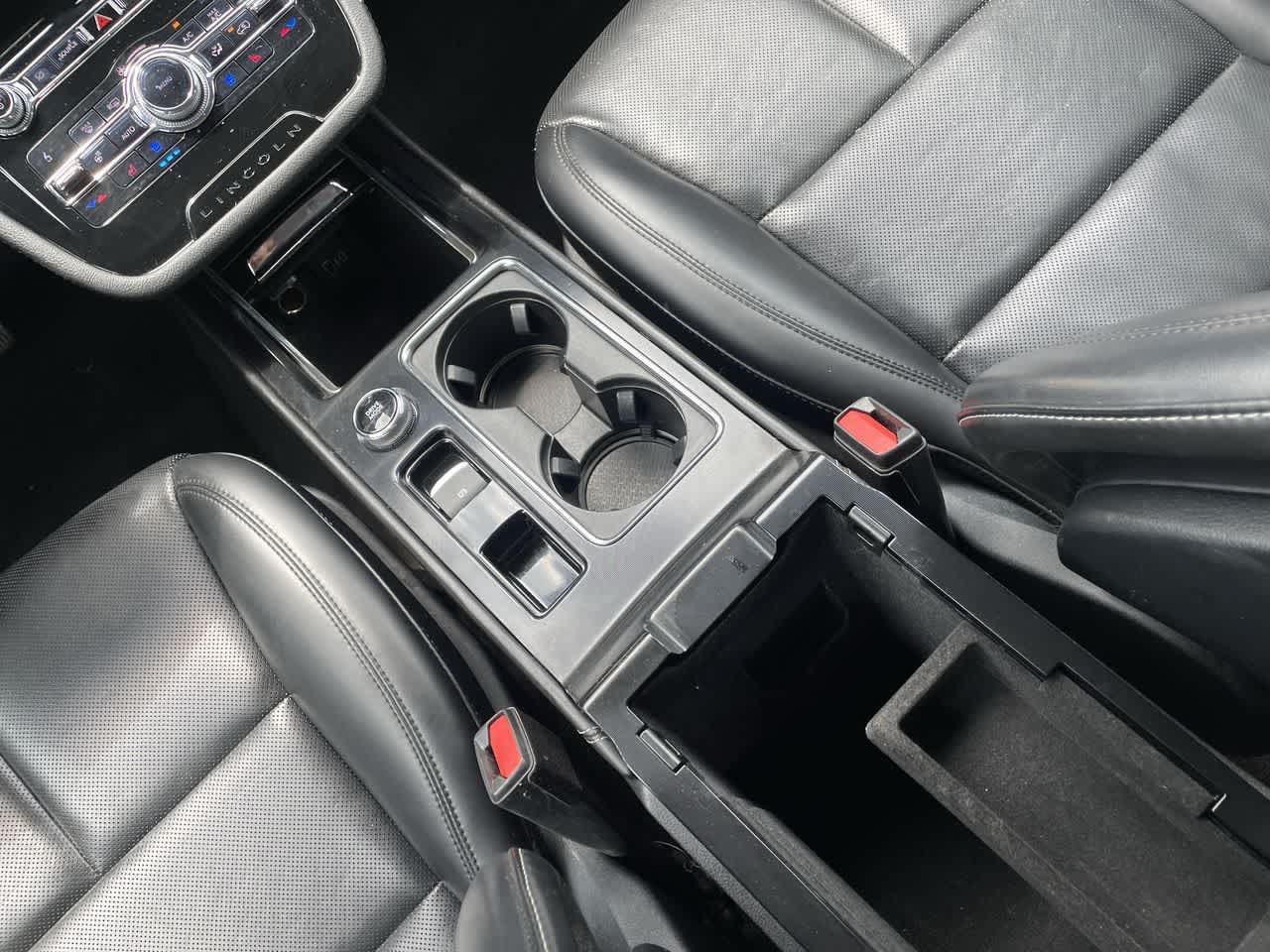 Used 2020 Lincoln Corsair AWD w/ Equipment Group 101A image 33