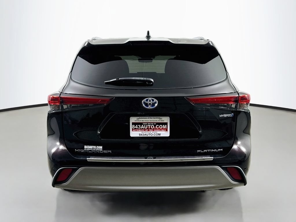 Used 2022 Toyota Highlander Platinum FWD image 6