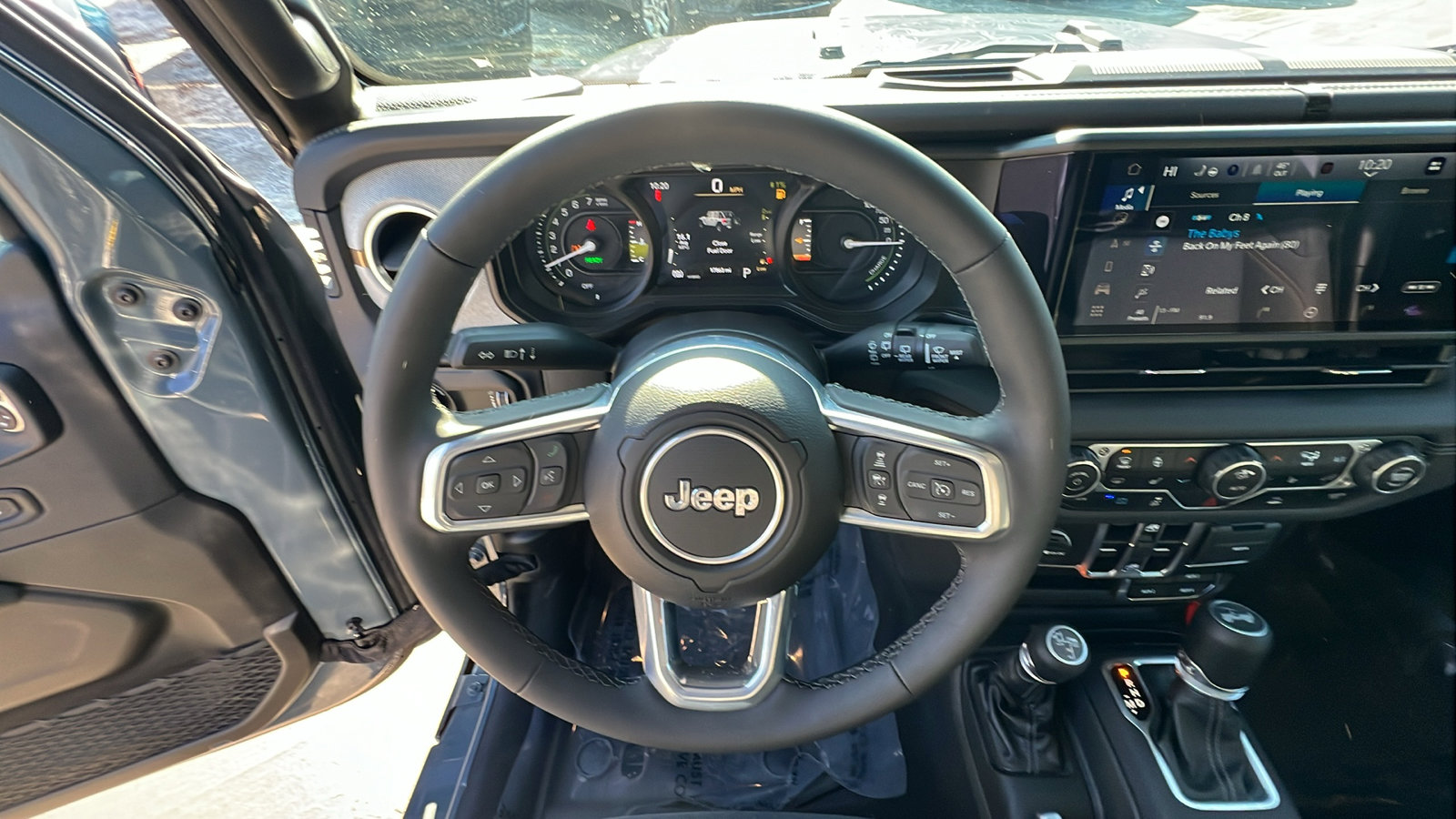 Used 2025 Jeep Wrangler Backcountry 4xe image 24