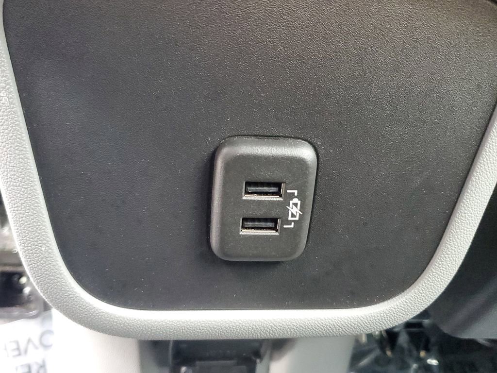 Used 2024 GMC Terrain SLT image 11