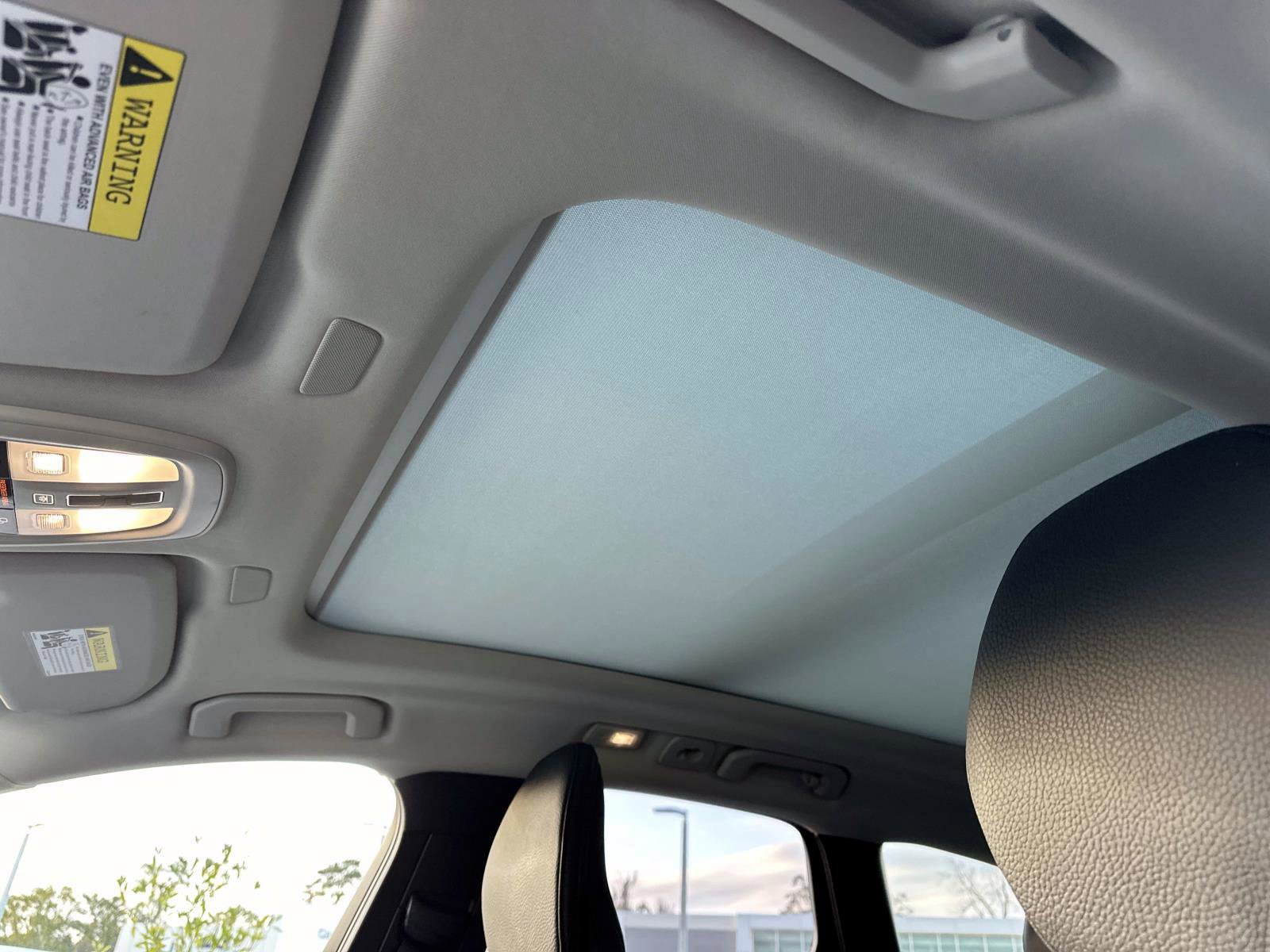 Certified 2025 Volvo XC60 B5 Plus image 32