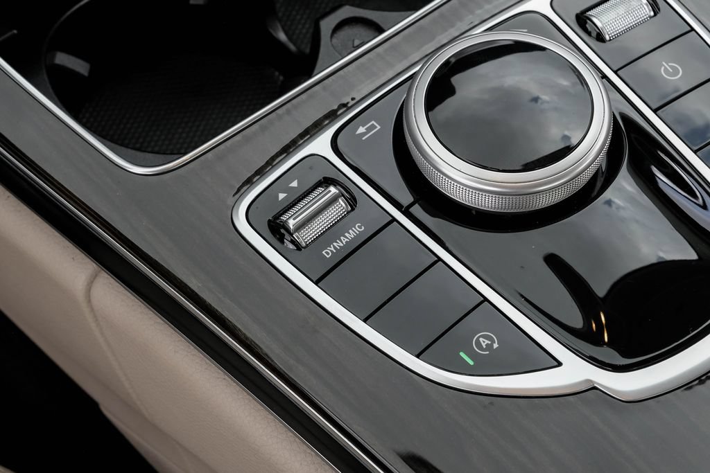 Used 2019 Mercedes-Benz C 300 Sedan image 20