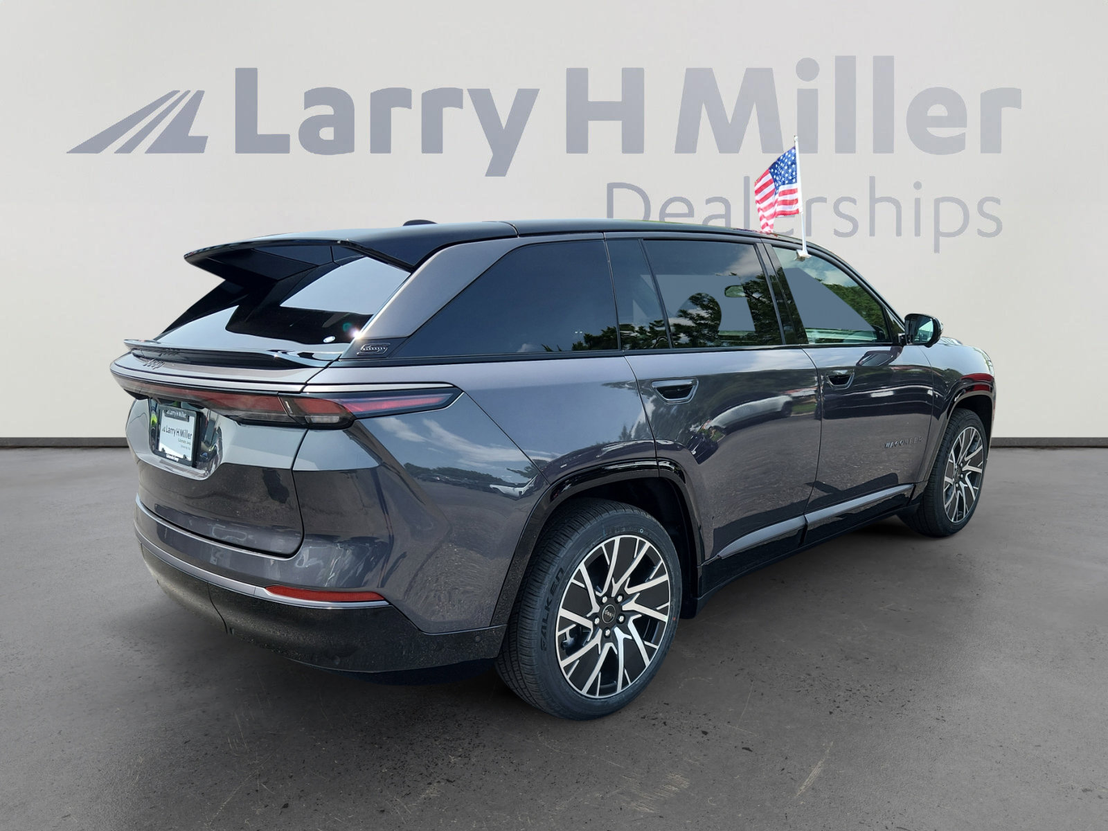 New 2025 Jeep Wagoneer S Limited image 5