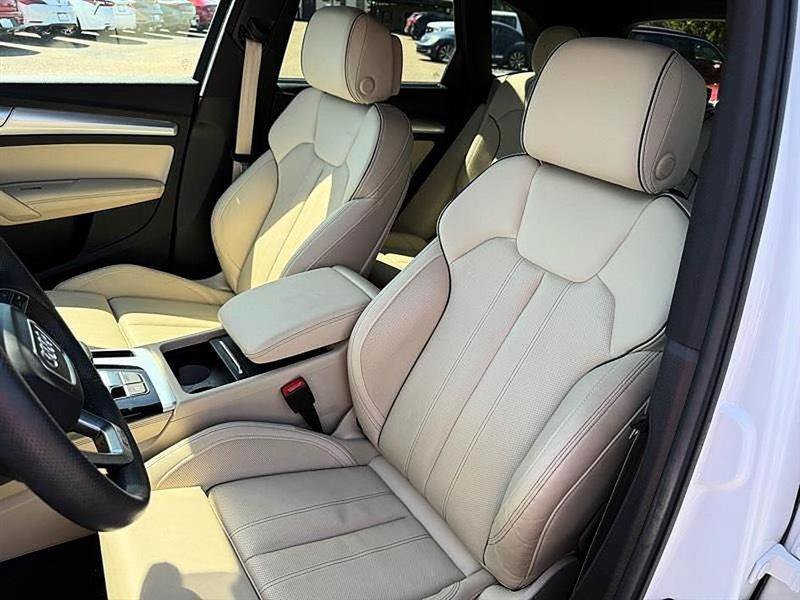 Used 2024 Audi Q5 2.0T Prestige w/ Prestige Package AWD/4WD image 13