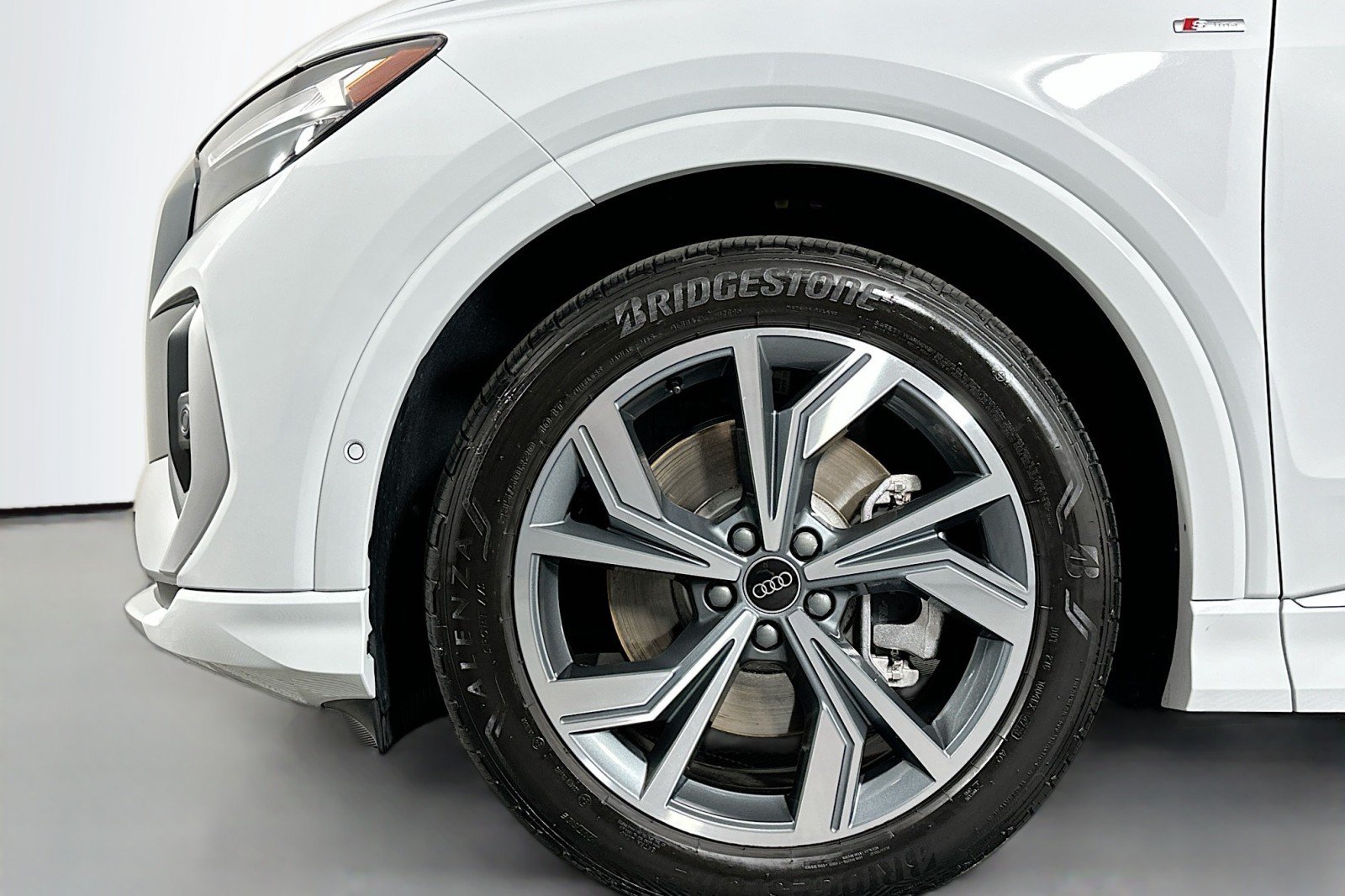Used 2024 Audi Q4 e-tron Premium Plus w/ Premium Plus AWD/4WD image 12
