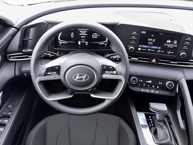 New 2026 Hyundai Elantra Hybrid FWD image 17