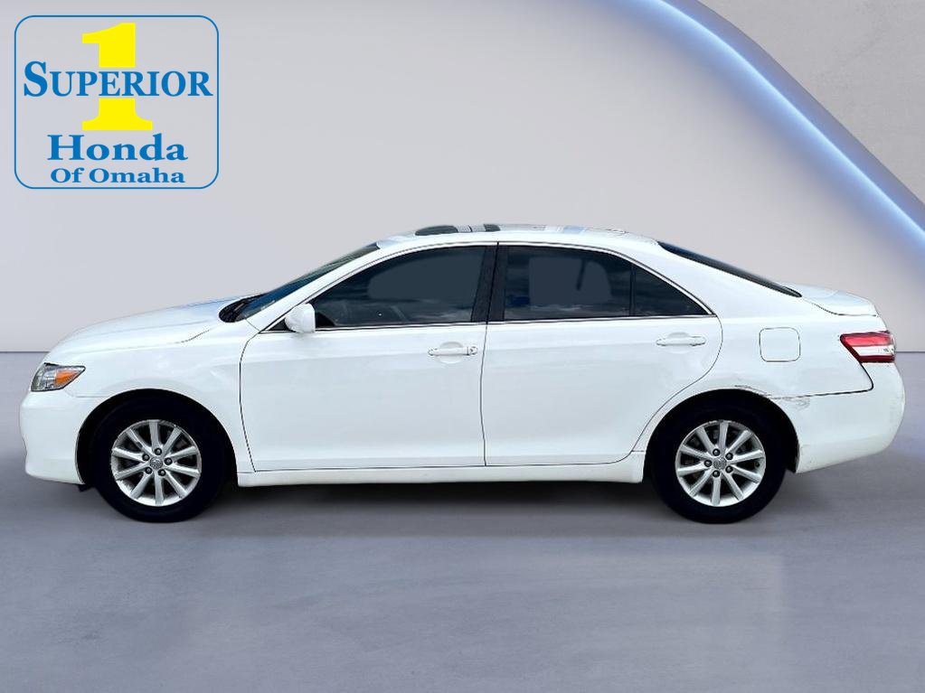 Used 2011 Toyota Camry XLE w/ XLE Extra-Value Pkg #2