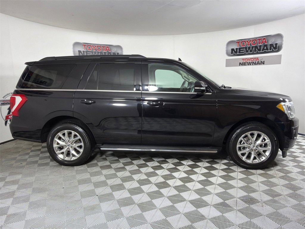 Used 2020 Ford Expedition XLT w/ Equipment Group 202A image 3