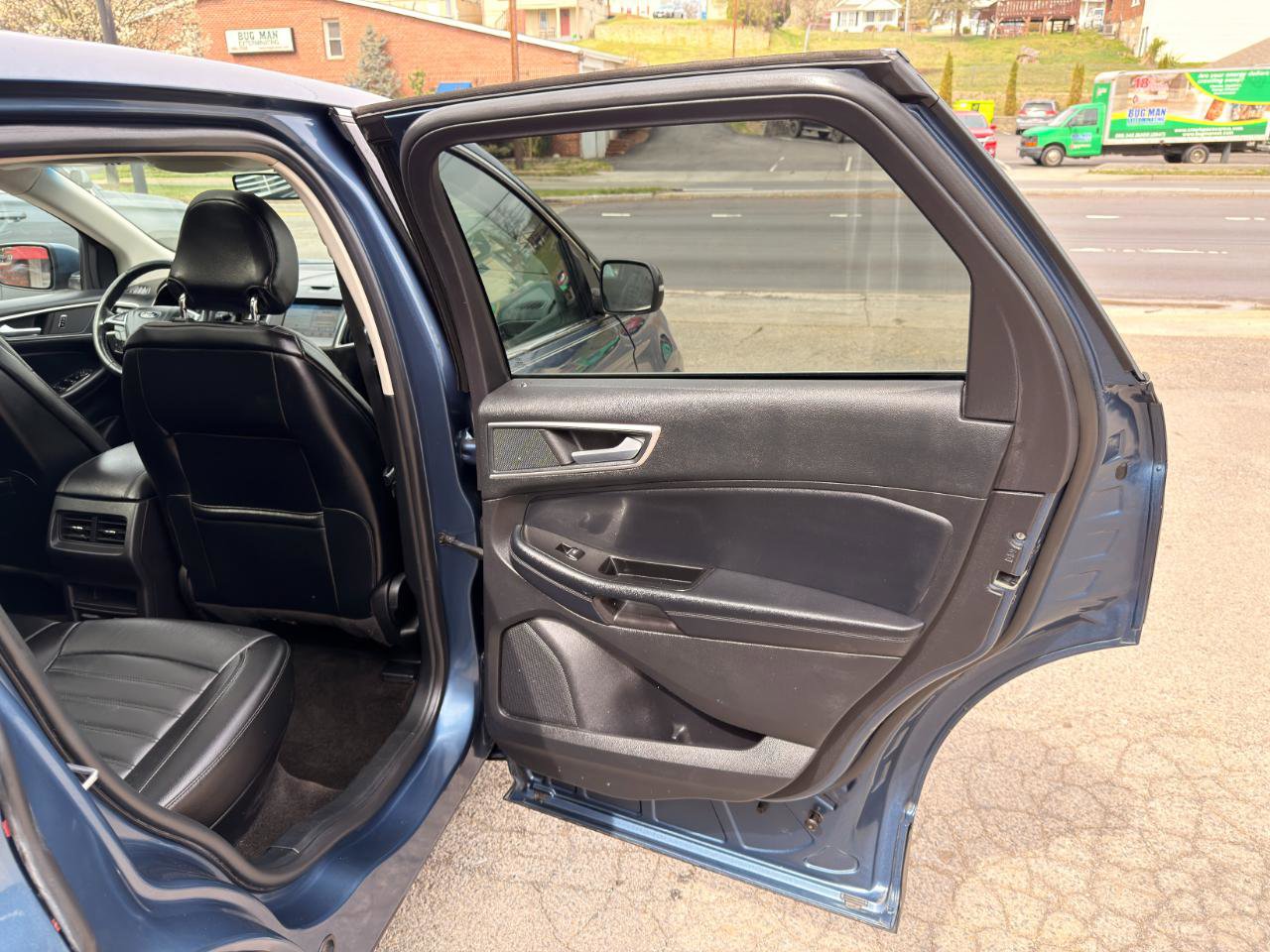 Used 2018 Ford Edge SEL w/ Equipment Group 201A image 18