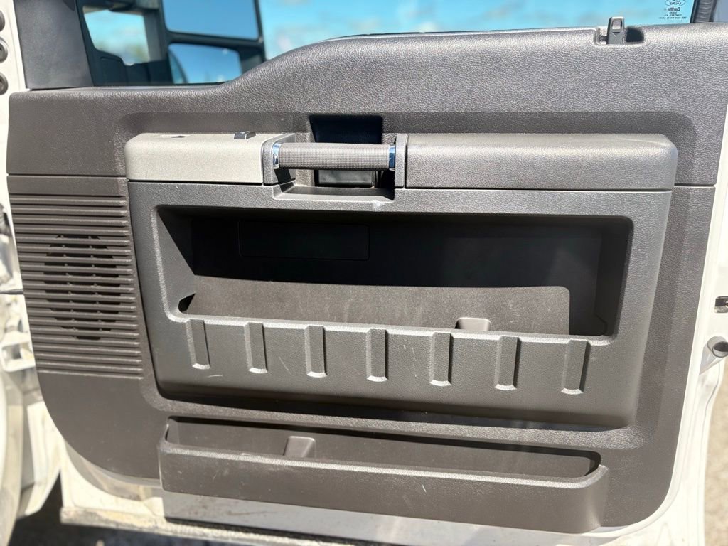 Used 2016 Ford F350 Lariat w/ Lariat Ultimate Package image 27