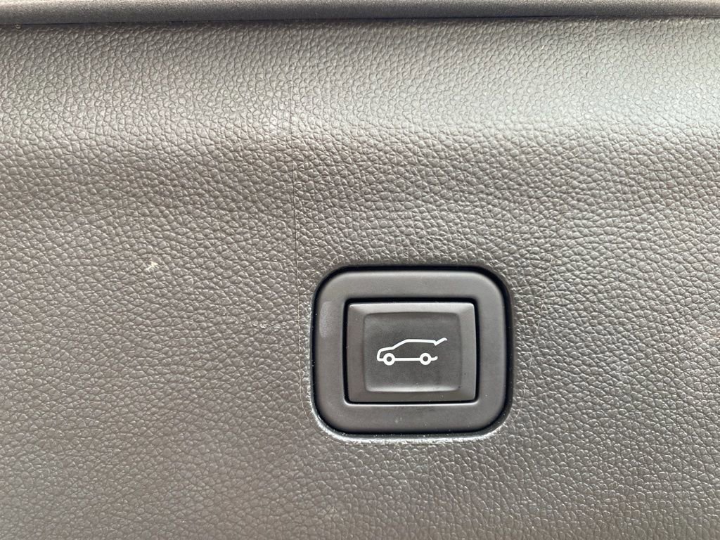 Used 2024 Buick Enclave Premium image 14