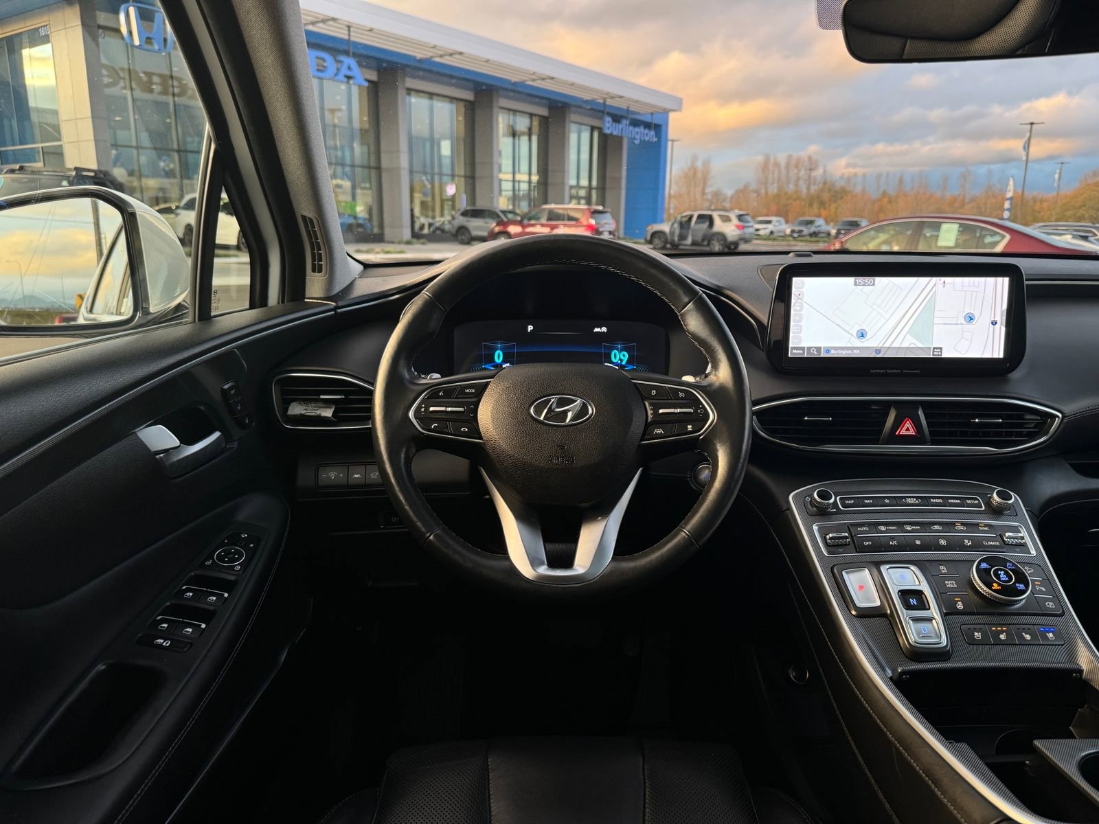 Used 2022 Hyundai Santa Fe Limited w/ Cargo Package image 15