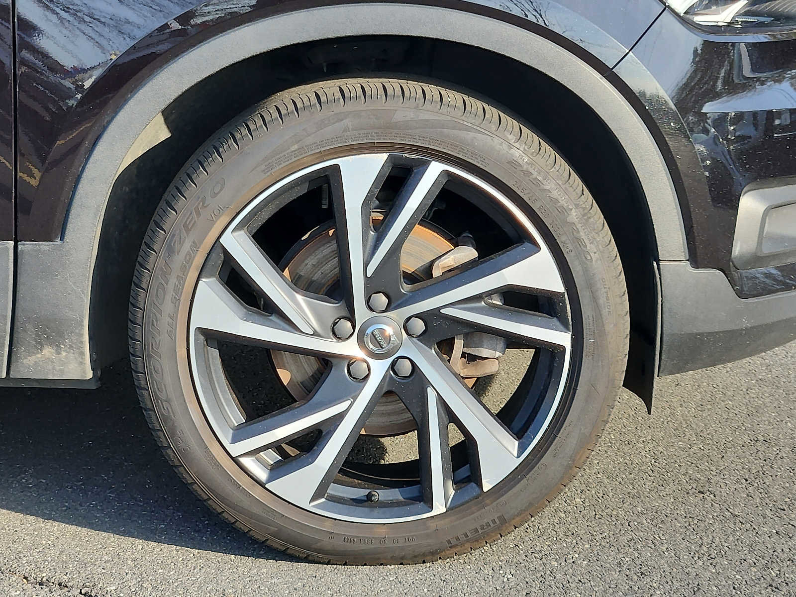 Used 2020 Volvo XC40 T5 R-Design w/ Protection Package Premier image 8