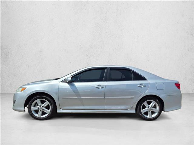 Used 2014 Toyota Camry SE FWD image 8