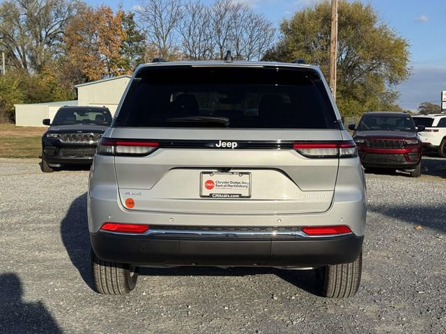 New 2025 Jeep Grand Cherokee Laredo X w/ Luxury Tech Group I image 21