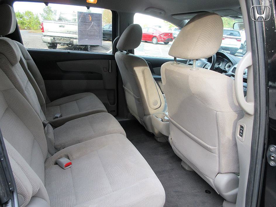 Used 2012 Honda Odyssey EX image 22