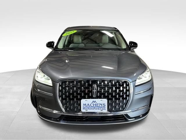 Certified 2025 Lincoln Corsair Reserve AWD/4WD image 10