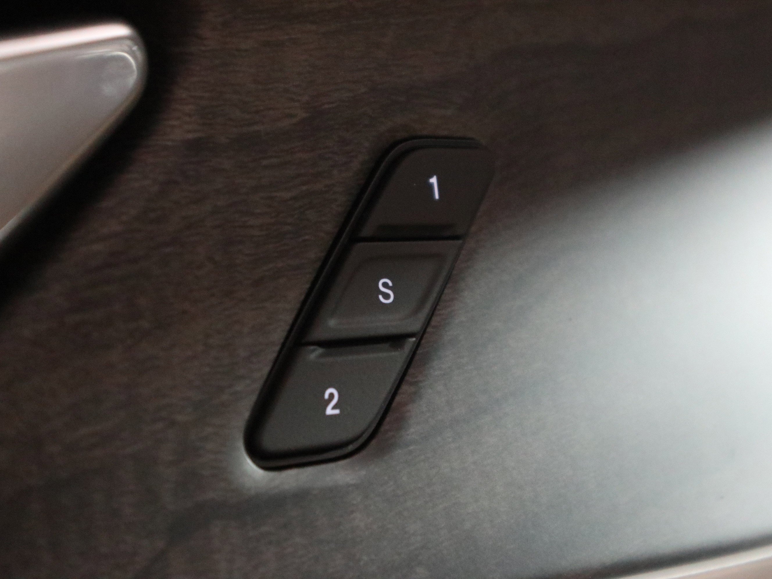 New 2025 Jeep Grand Cherokee Limited image 35