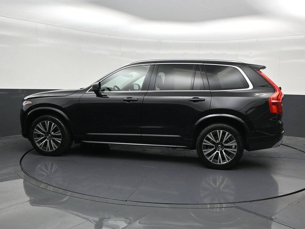 Used 2021 Volvo XC90 T6 Momentum AWD/4WD image 2