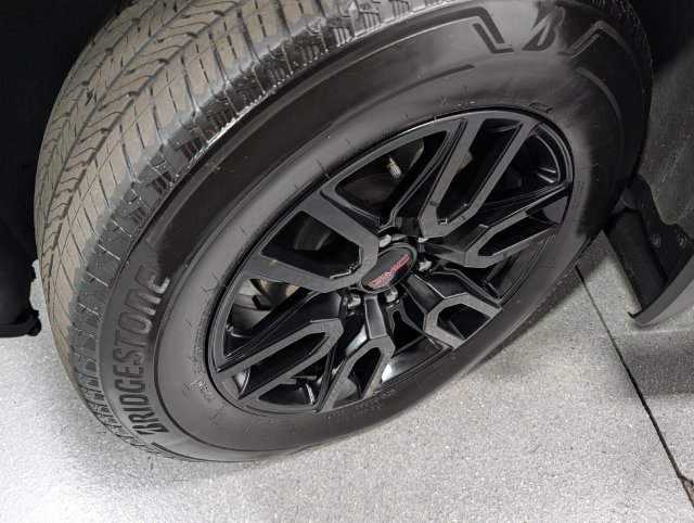 Certified 2024 GMC Sierra 1500 Elevation AWD/4WD image 10