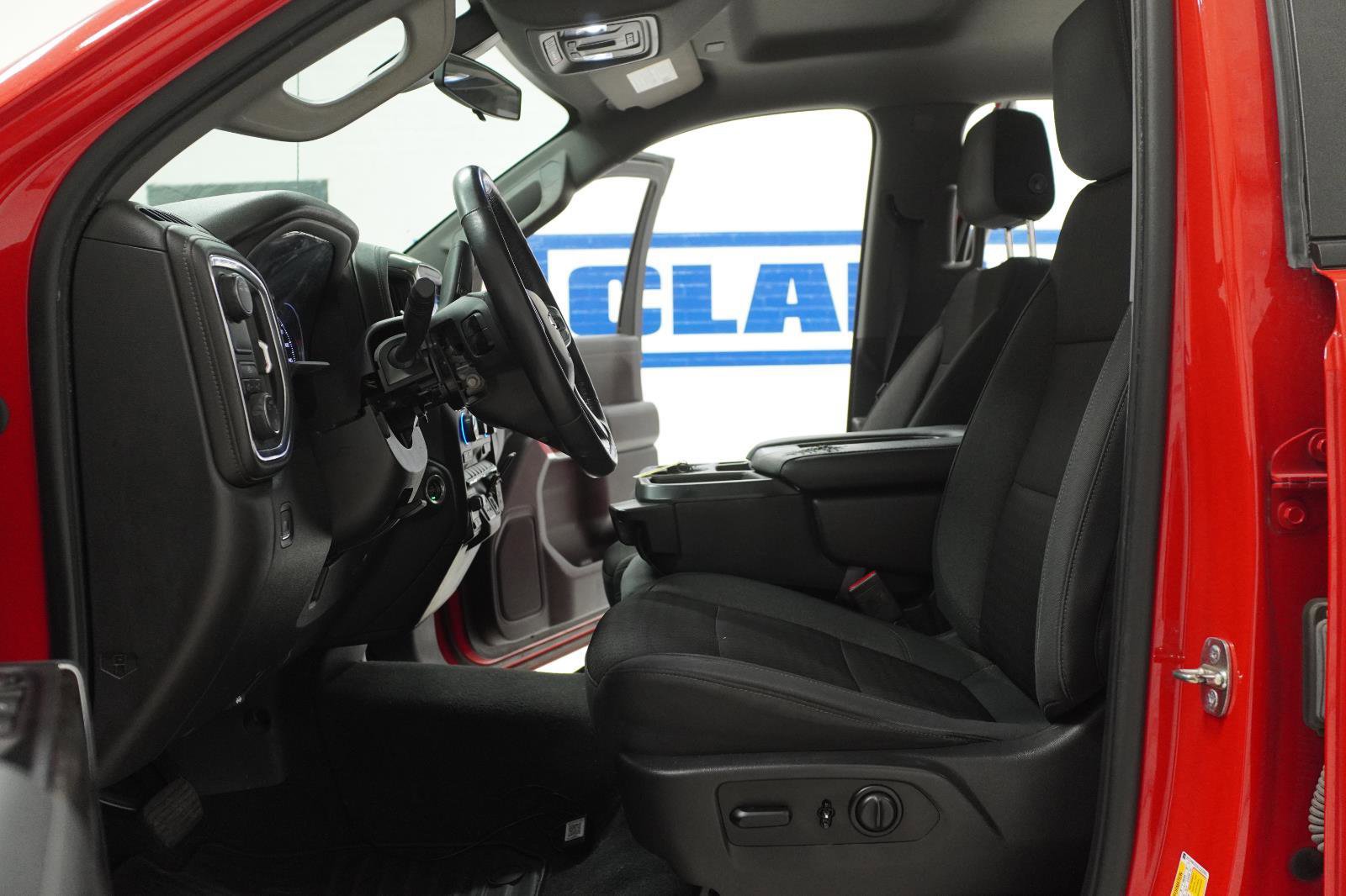 Used 2020 Chevrolet Silverado 1500 LT w/ Texas Edition RWD image 13