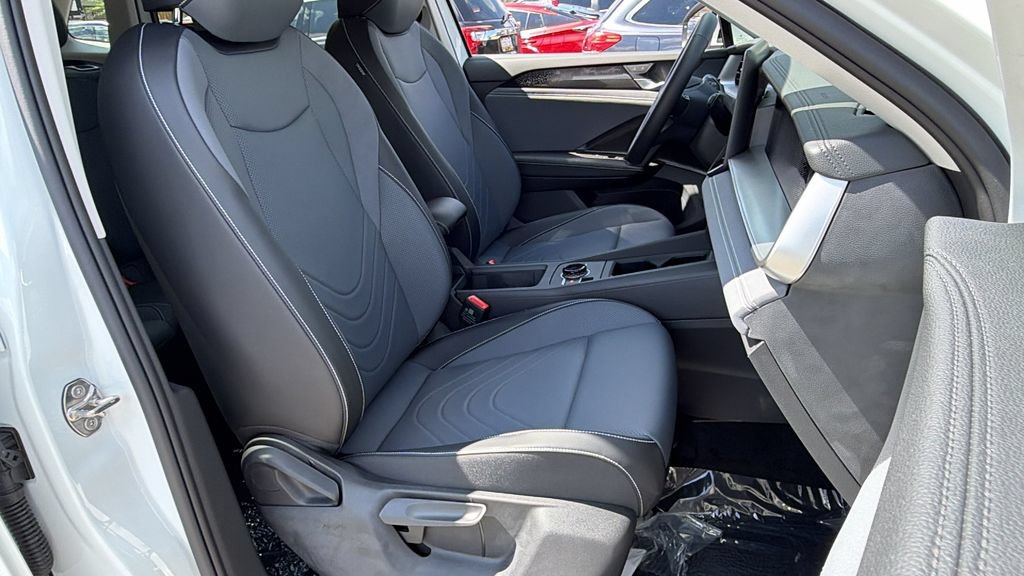 New 2026 Volkswagen Tiguan SE AWD/4WD image 10