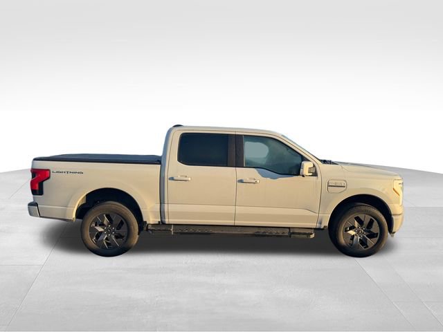 Used 2023 Ford F150 Lightning Lariat image 10