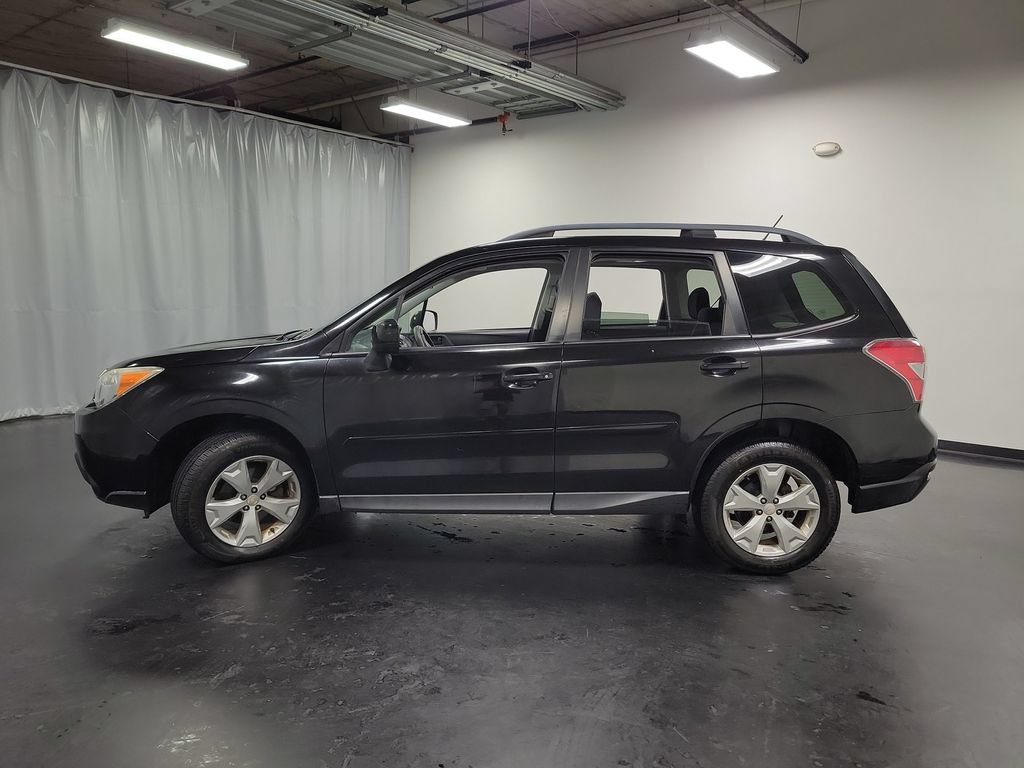 Used 2015 Subaru Forester 2.5i Premium w/ All-Weather Package AWD/4WD image 6