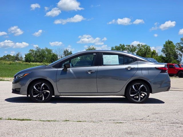 Used 2024 Nissan Versa SR FWD image 5