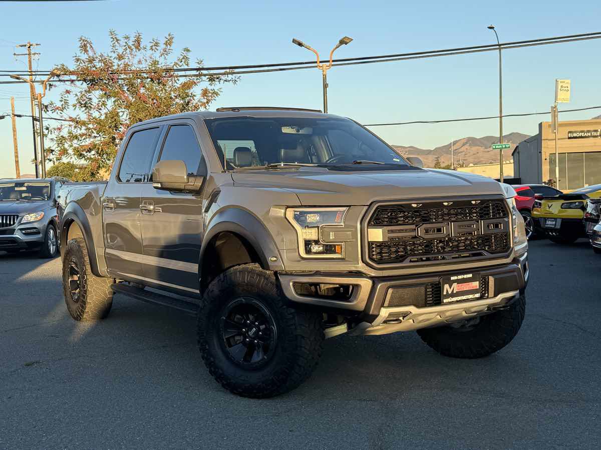 Used 2018 Ford F150 Raptor w/ Equipment Group 802A Luxury