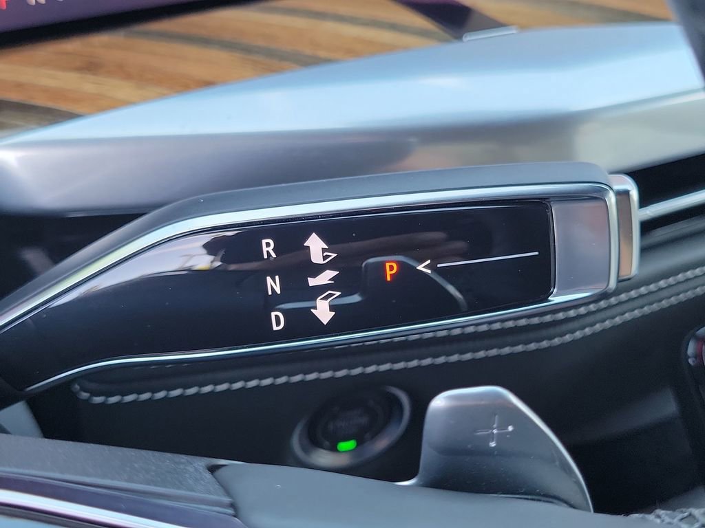 Certified 2025 Cadillac Escalade Premium Luxury Platinum image 15