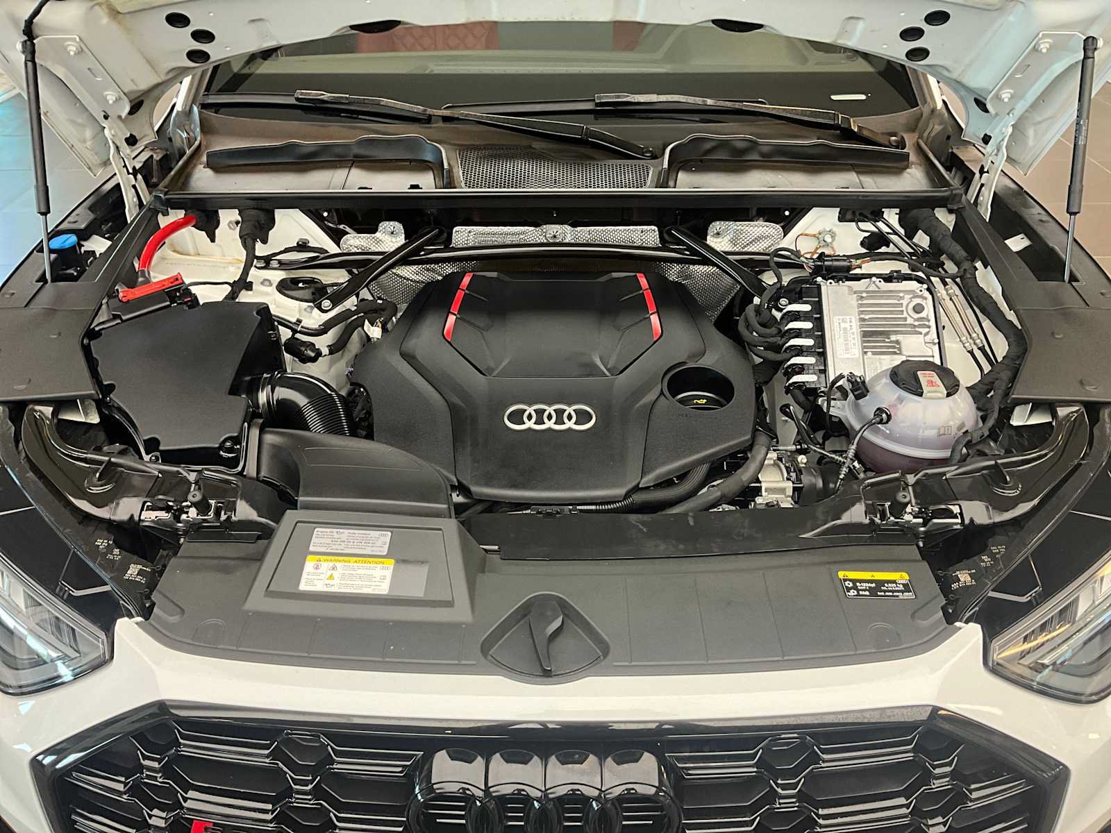 Used 2023 Audi SQ5 Premium Plus w/ Premium Plus Package AWD/4WD image 28